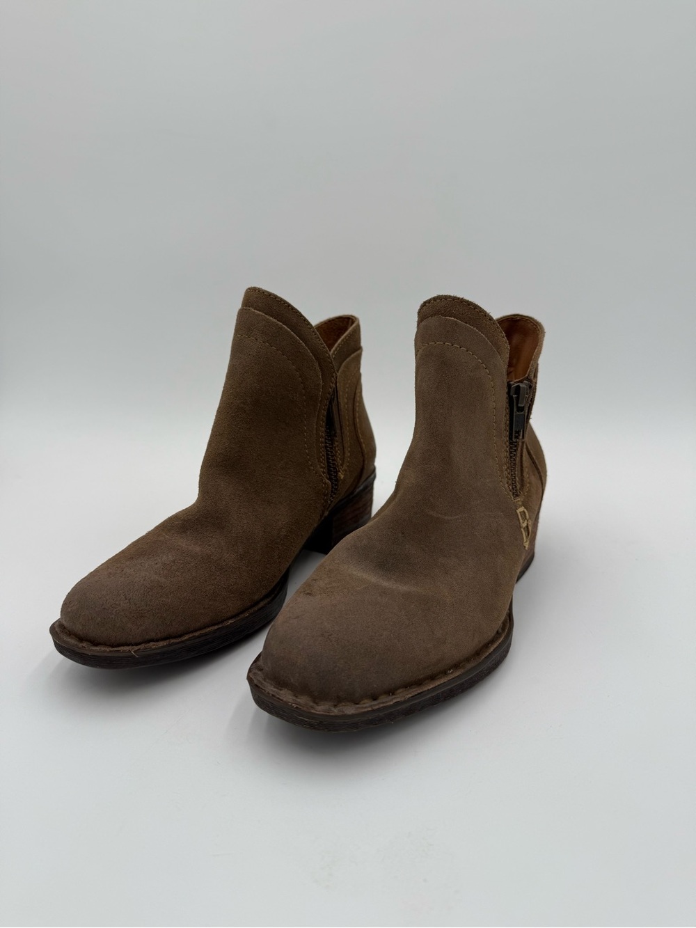 Born Women's Brown Suede Ankle Booties